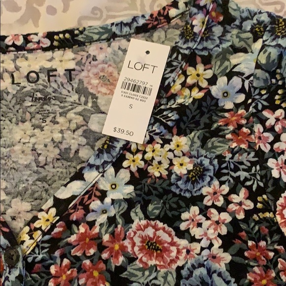 Loft shirt with cap sleeves - Picture 3 of 3